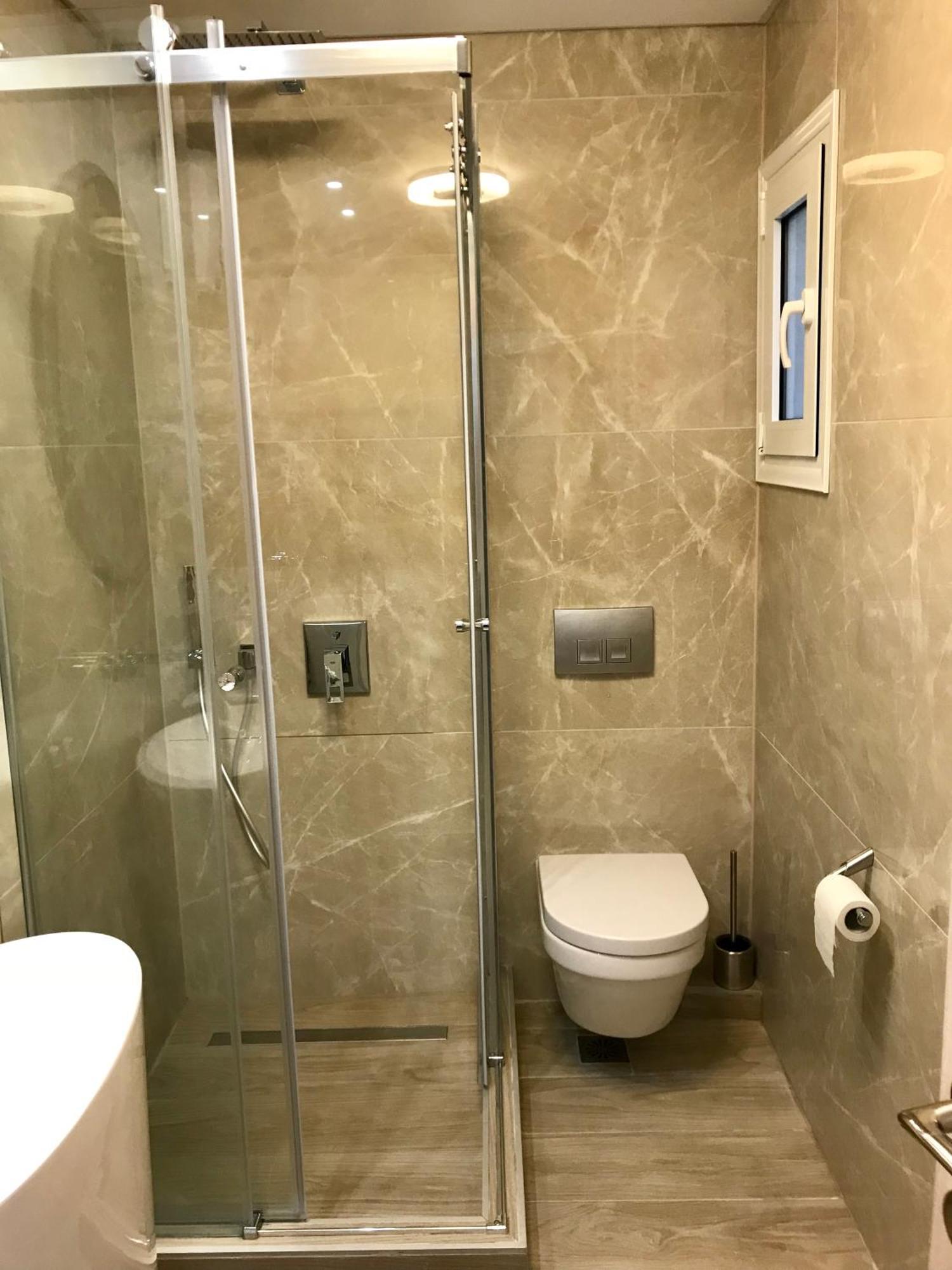 Laura Lifestyle And White Tower Апартаменты *