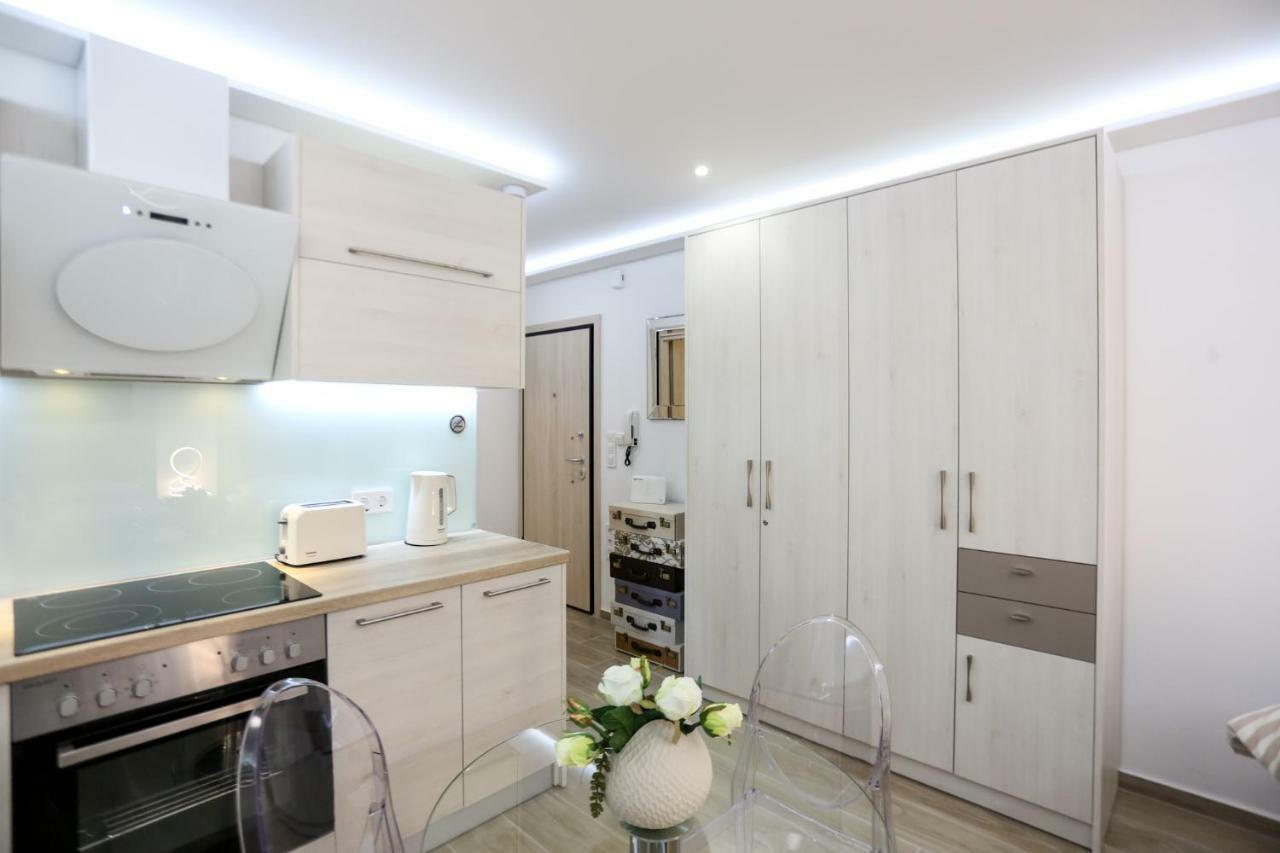 Laura Lifestyle And White Tower Салоники